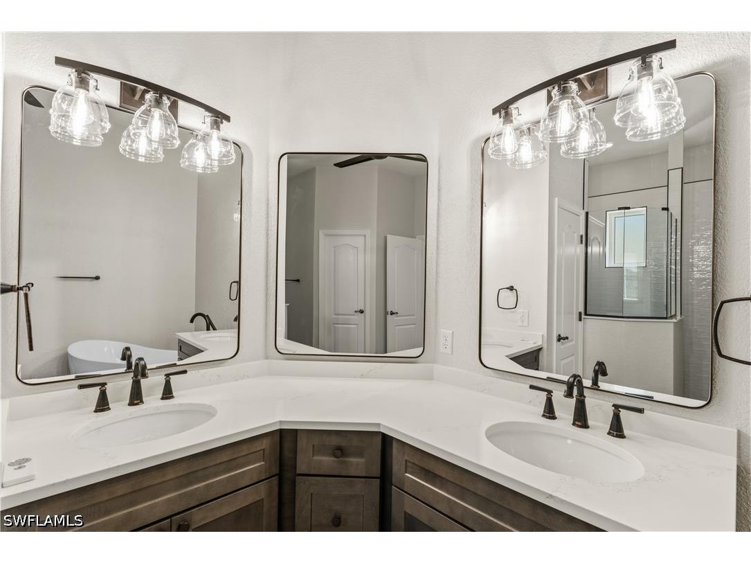 1165 Boundary Boulevard Rotonda West FL 33947 226024621 image20