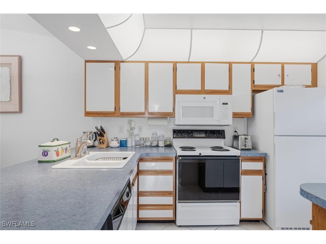 1165 Mainsail Drive #611 Naples FL 34114 225079887 image19