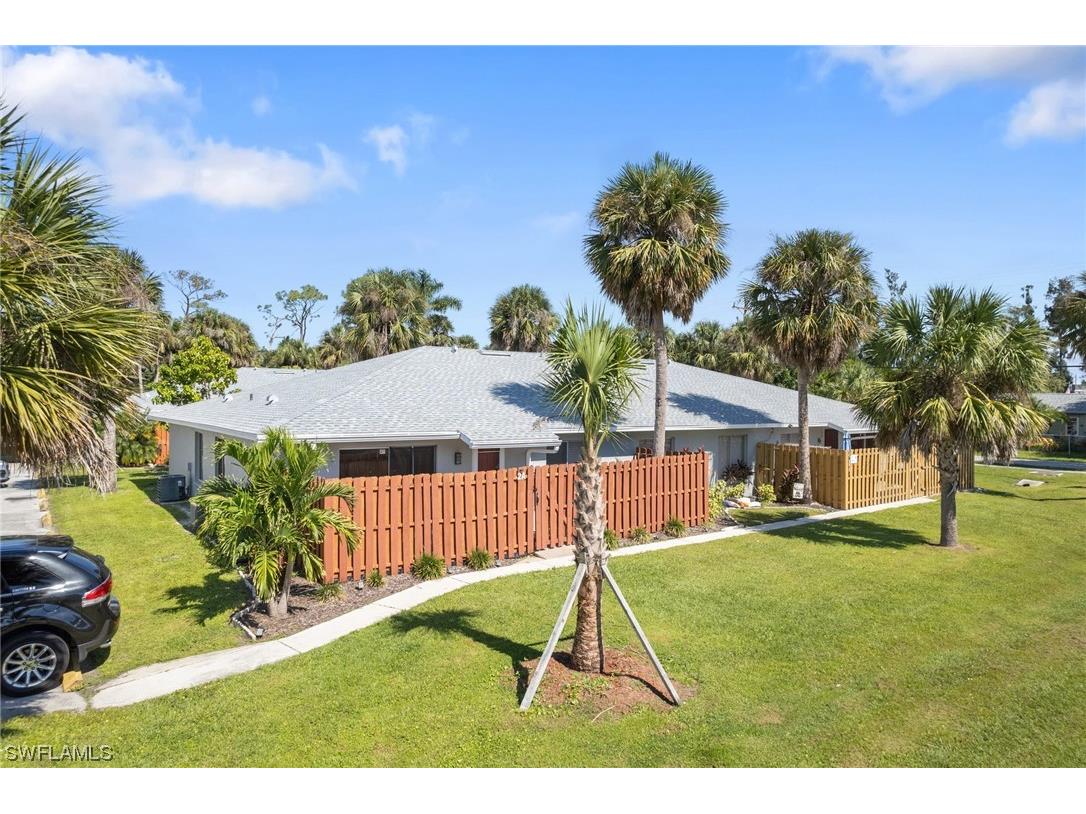 1165 Palm Avenue #2A North Fort Myers FL 33903 223078460 image1