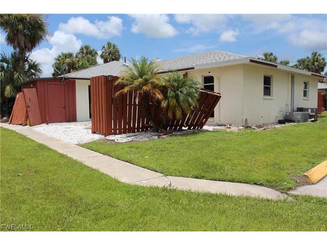 1165 Palm Avenue #5B North Fort Myers FL 33903 223053358 image1