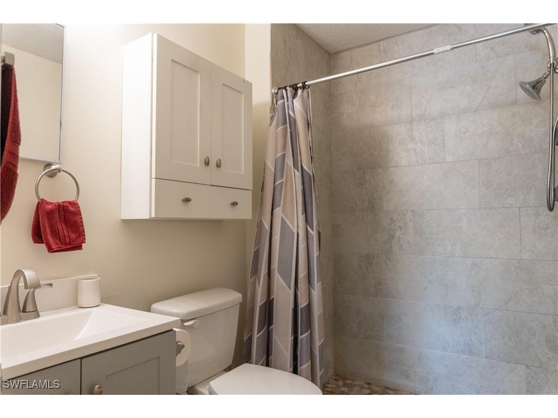 1165 Palm Avenue #8A North Fort Myers FL 33903 225052363 image13