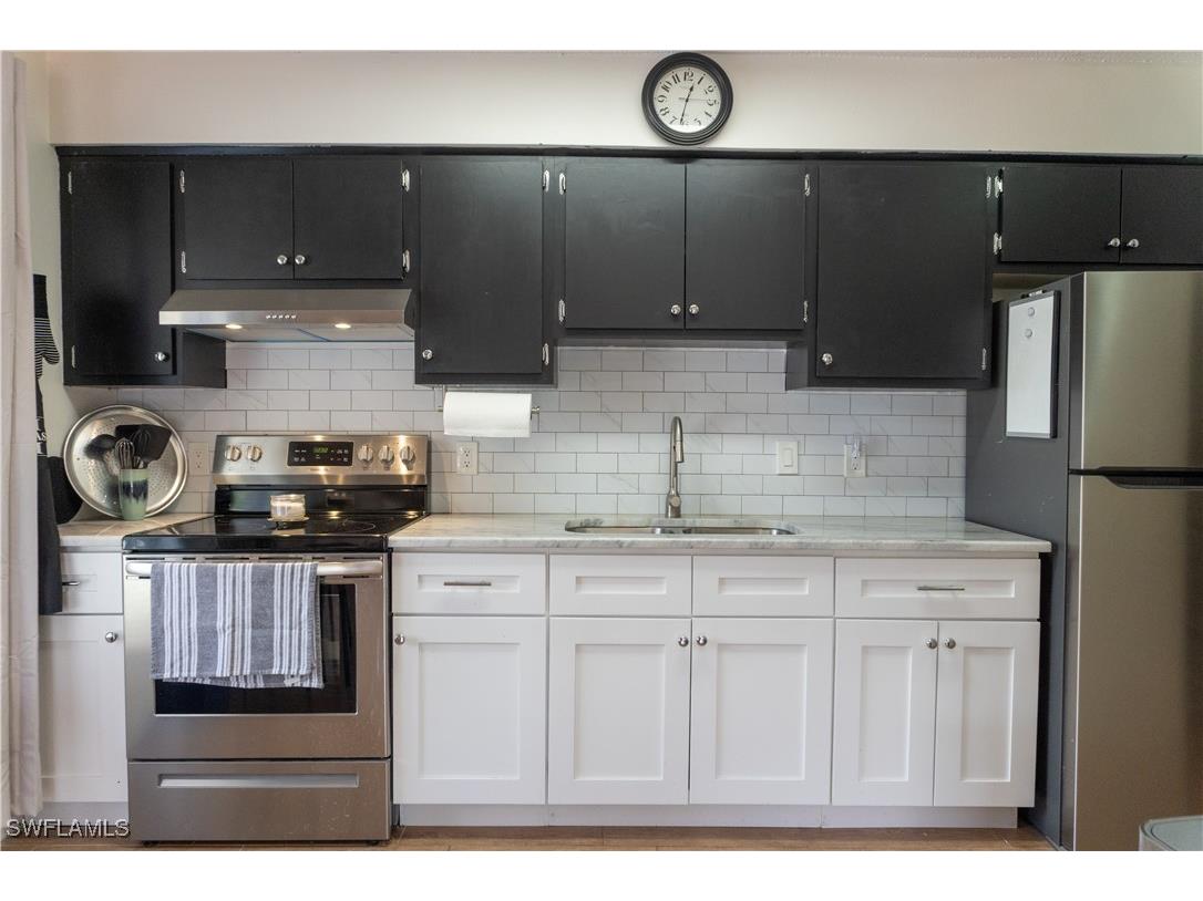 1165 Palm Avenue #8A North Fort Myers FL 33903 225052363 image2