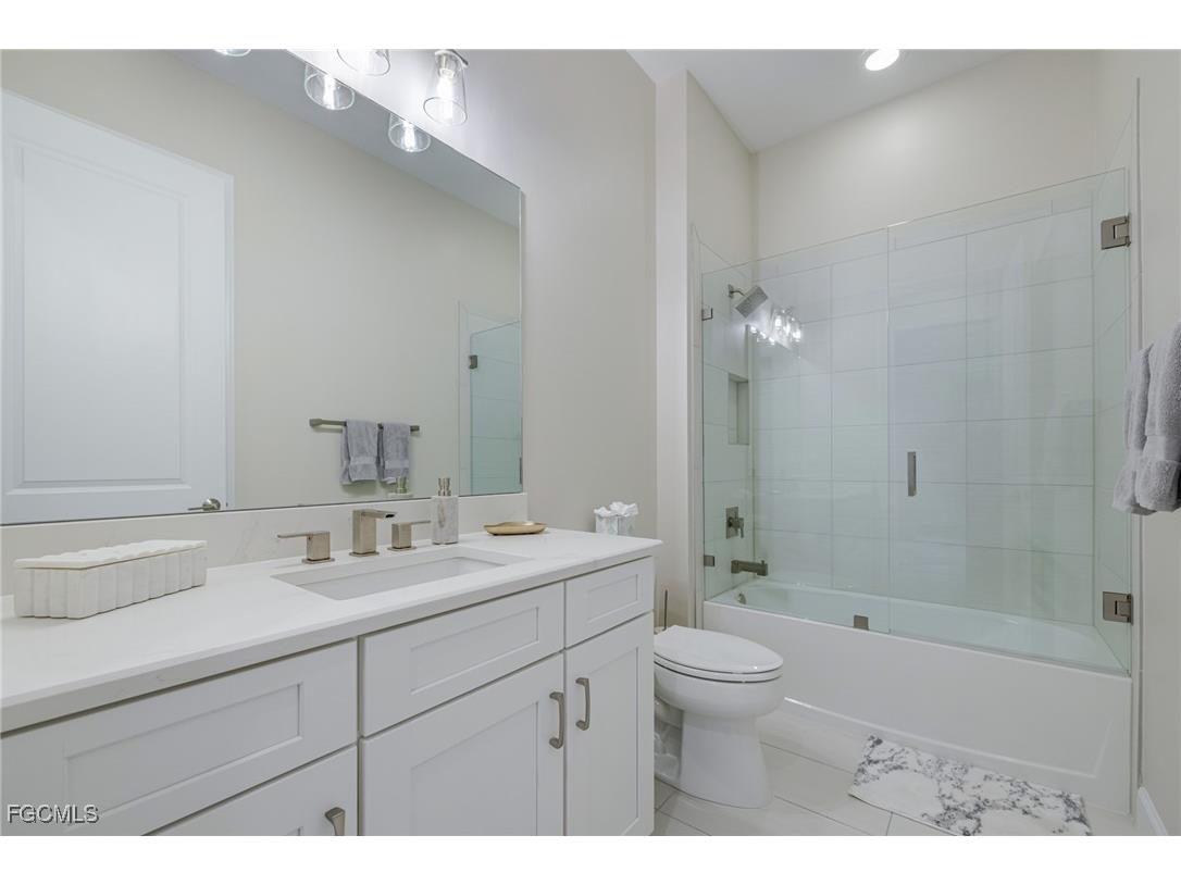 11651 Canal Grande Drive Fort Myers FL 33913 2026001835 image23