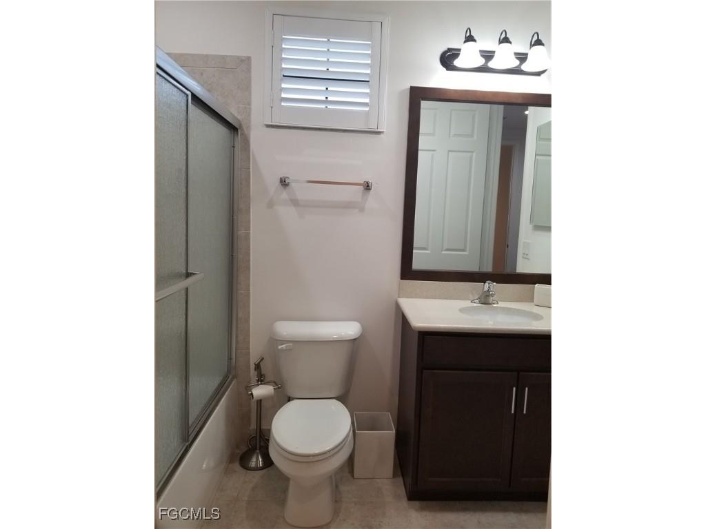 11651 Oakwood Preserve Place Fort Myers FL 33913 2025015365 image33