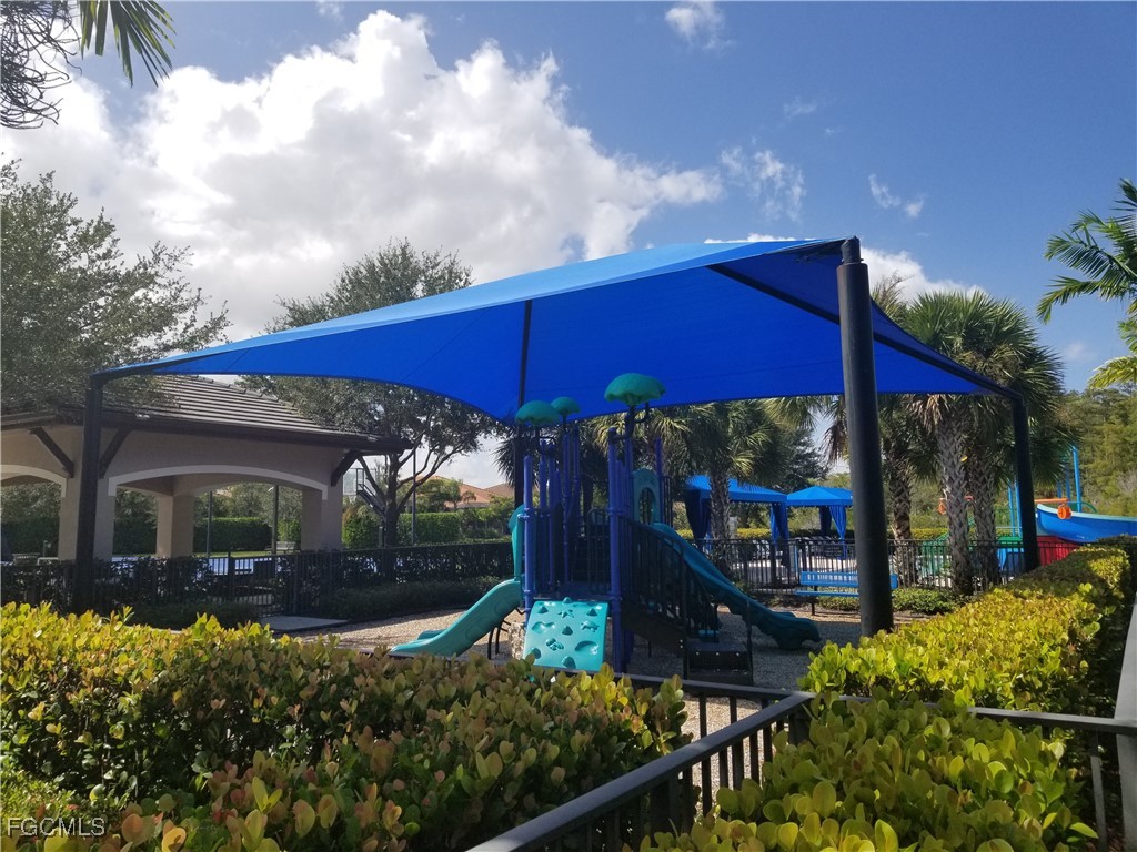 11651 Oakwood Preserve Place Fort Myers FL 33913 2025015365 image47