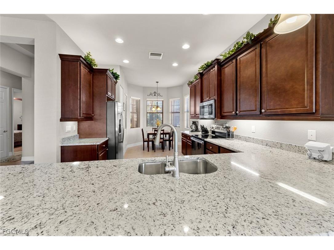 11652 Meadowrun Circle Fort Myers FL 33913 2026009333 image8
