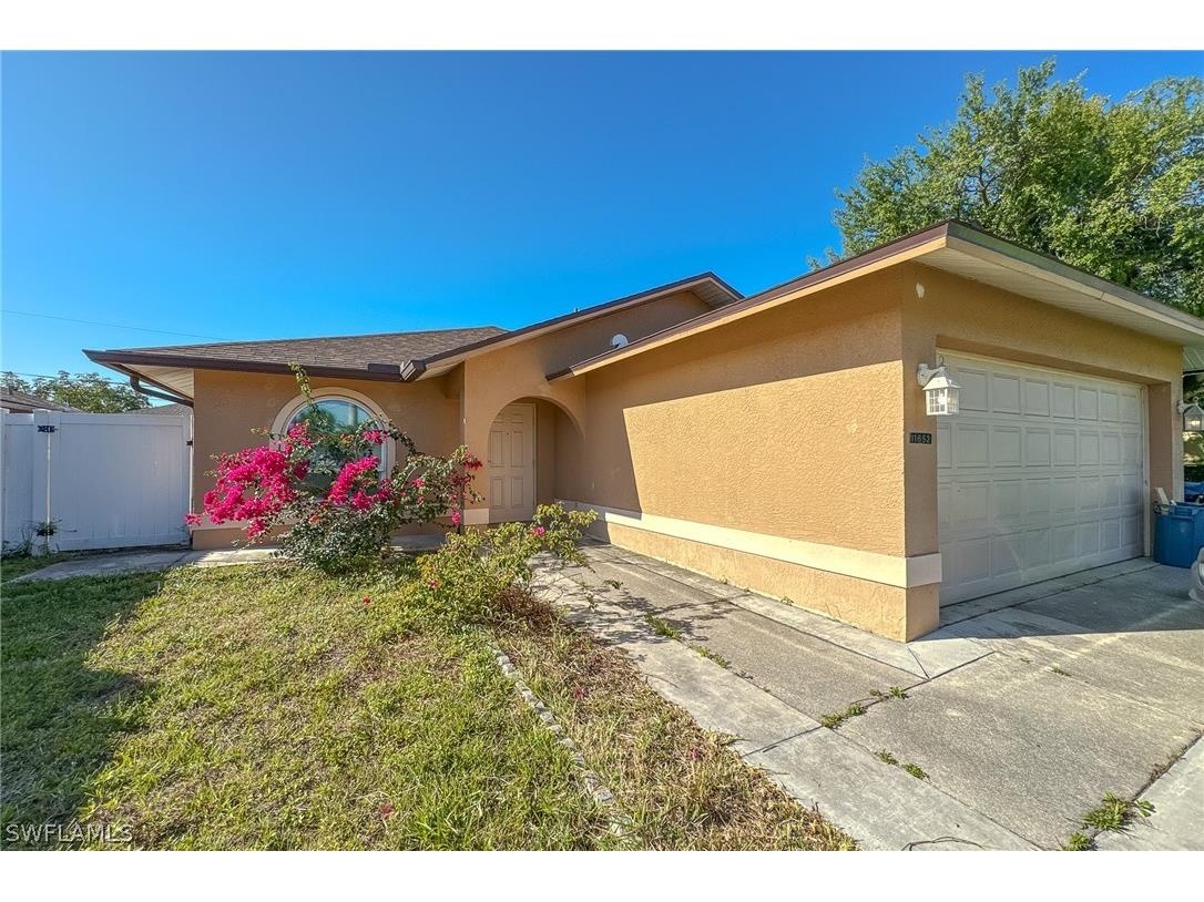 11652 Saunders Avenue Bonita Springs FL 34135 224026181 image1