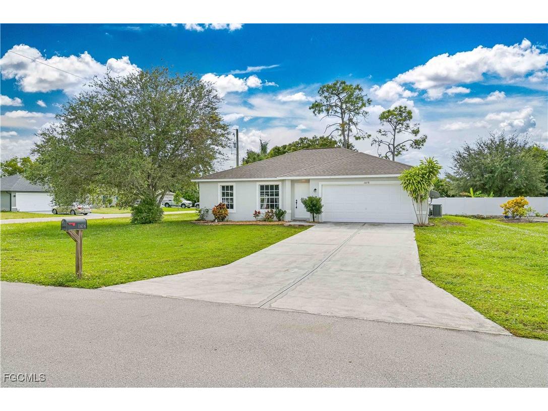 11658 Forest Mere Drive Bonita Springs FL 34135 2025017474 image1