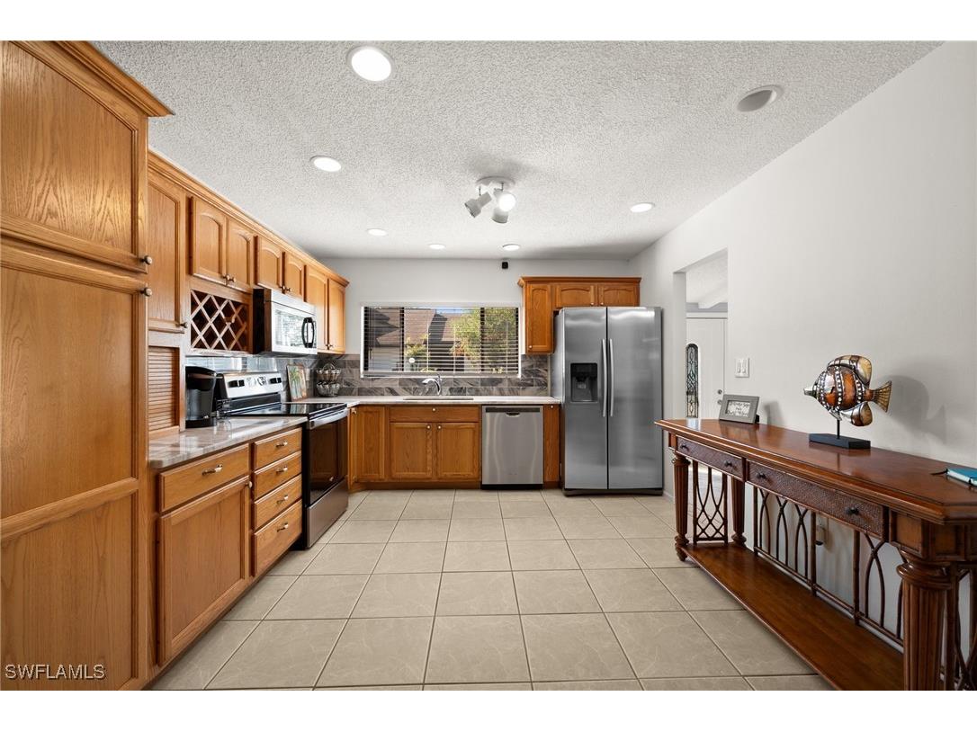 11660 Pointe Circle Drive Fort Myers FL 33908 225076338 image10