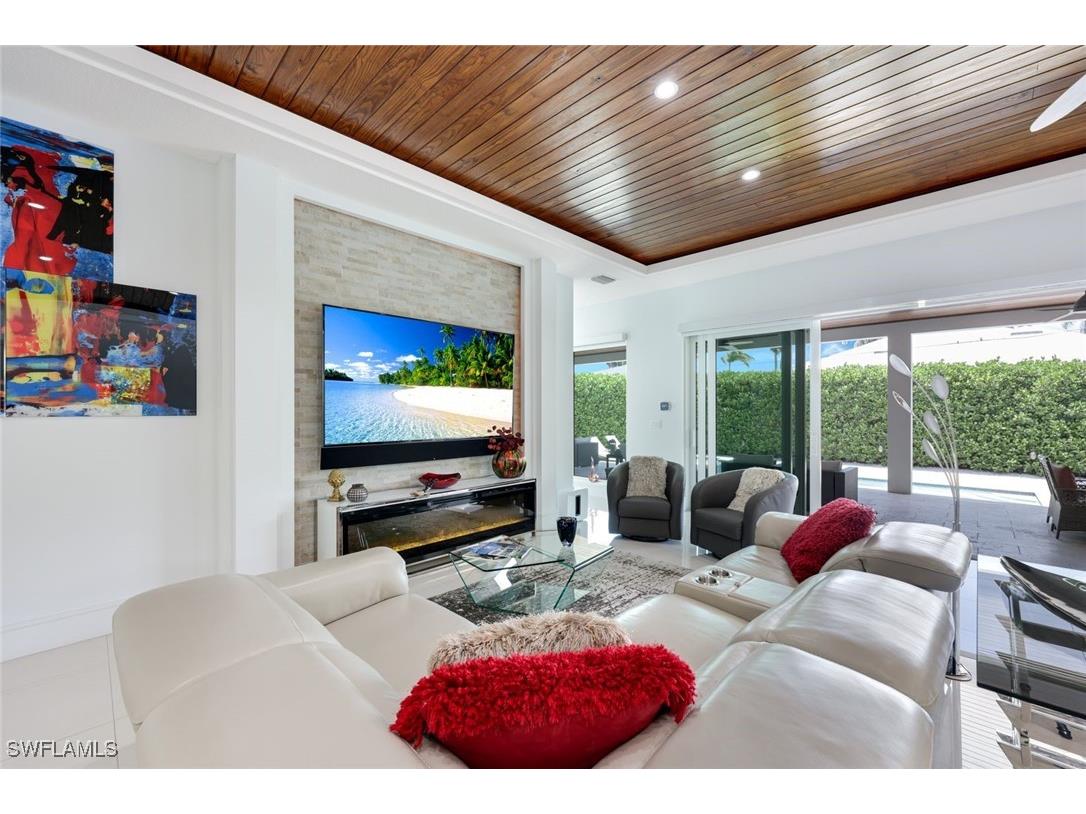 1167 22nd Avenue N Naples FL 34103 225081484 image5