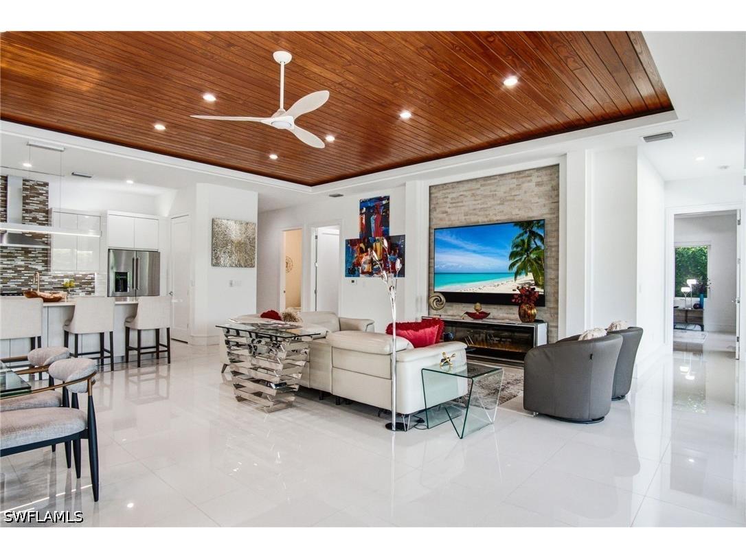 1167 22nd Avenue N Naples FL 34103 226025149 image6
