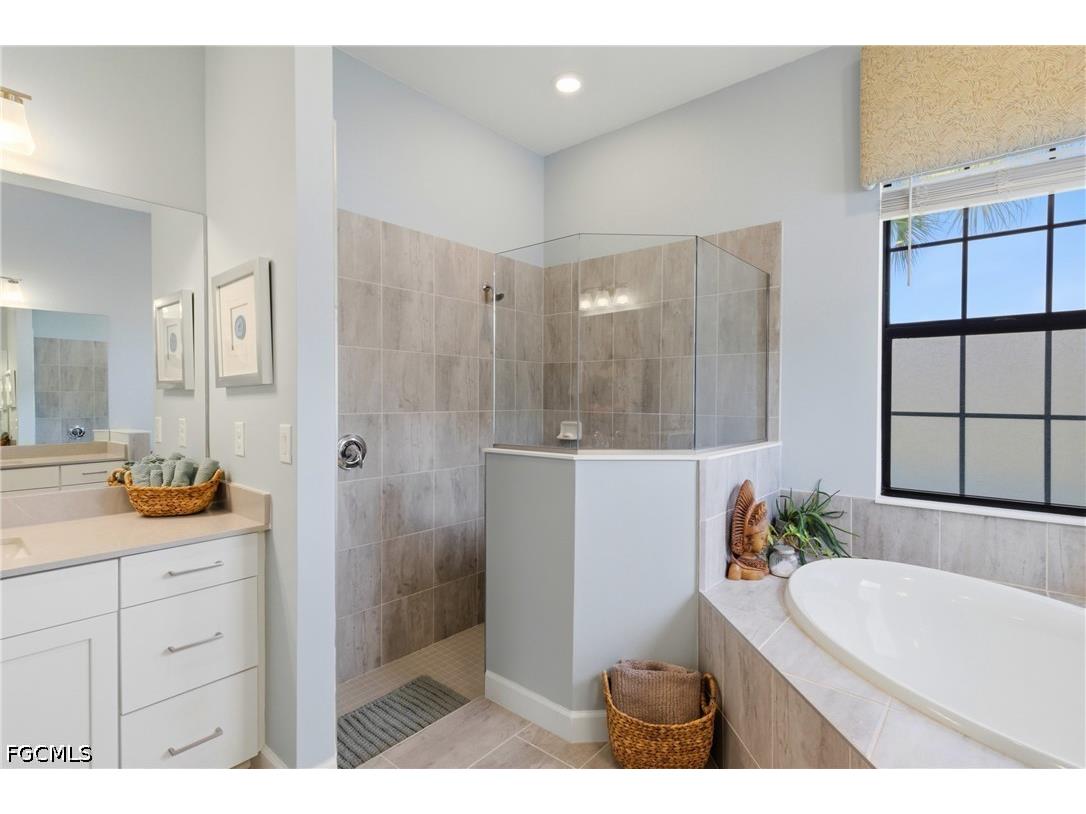 11674 Canopy Loop Fort Myers FL 33913 2026015014 image15