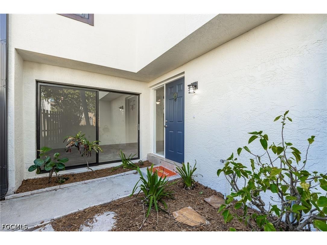 11674 Pointe Circle Drive Fort Myers FL 33908 2026025531 image3