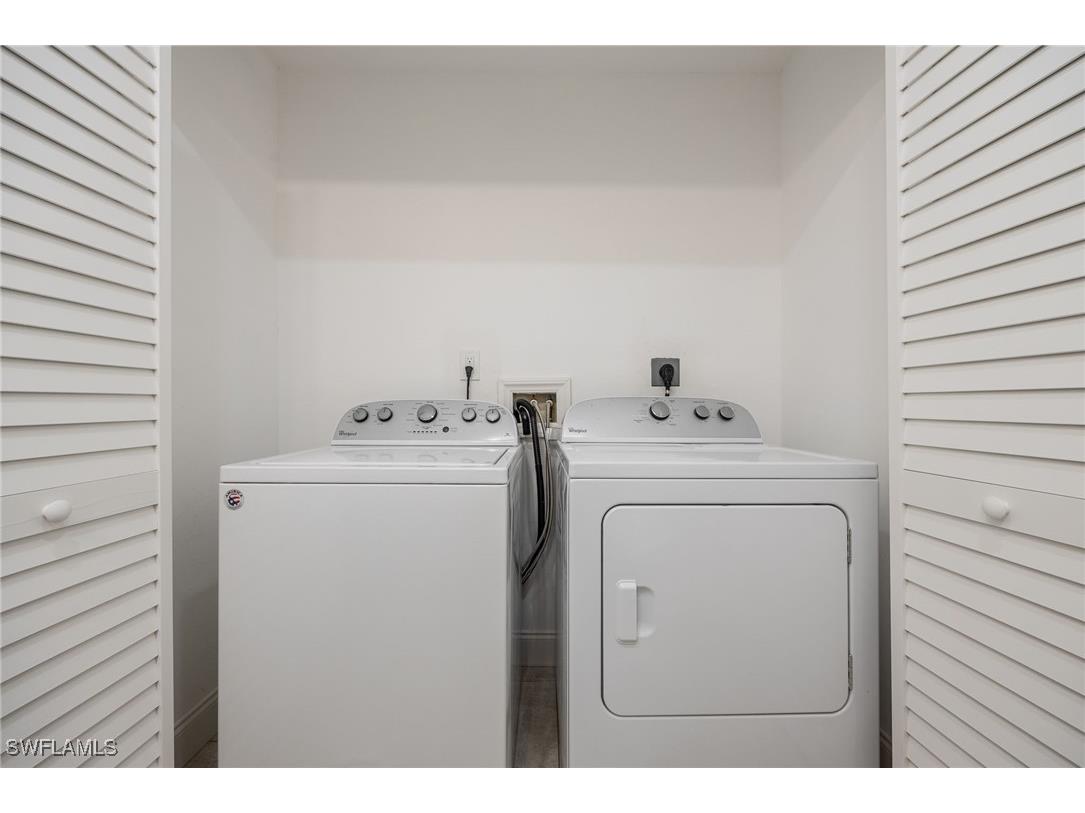 11674 Pointe Circle Drive Fort Myers FL 33908 224093709 image8