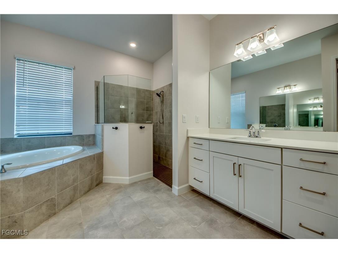 11674 Russet Trail Fort Myers FL 33913 2025019338 image12