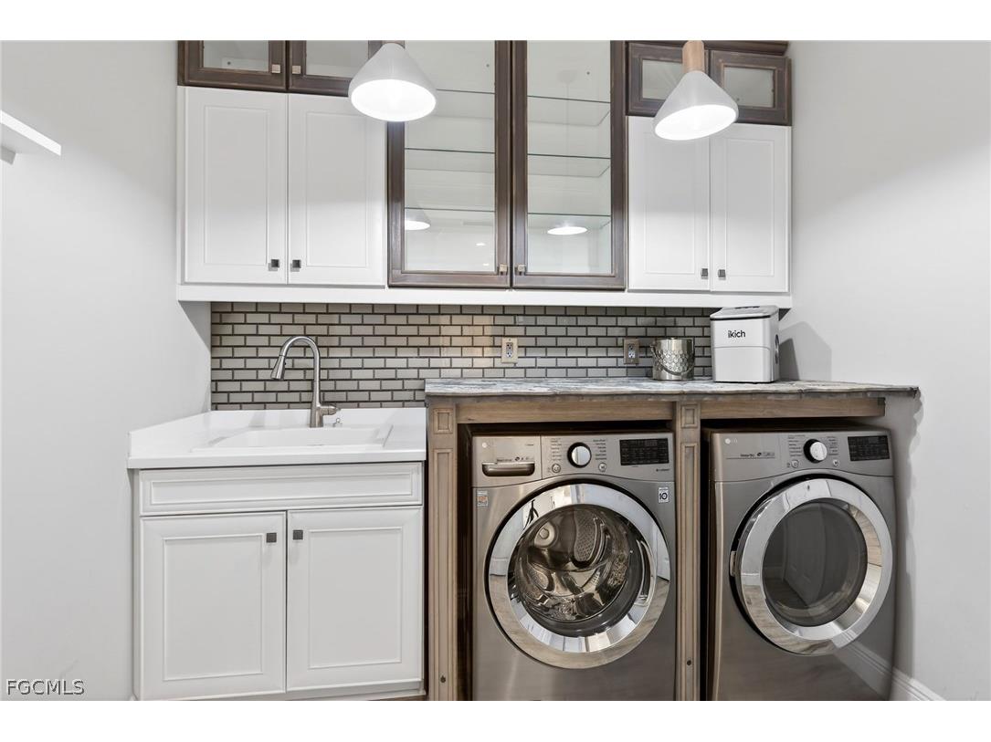 11676 Solano Drive Fort Myers FL 33966 2026008825 image33