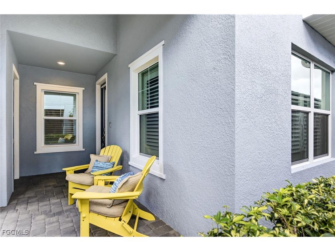 11676 Solano Drive Fort Myers FL 33966 2026008825 image4