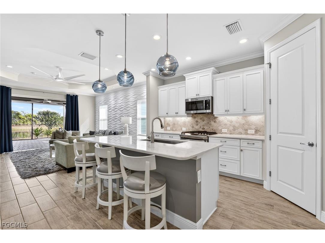 11676 Solano Drive Fort Myers FL 33966 2026008825 image8