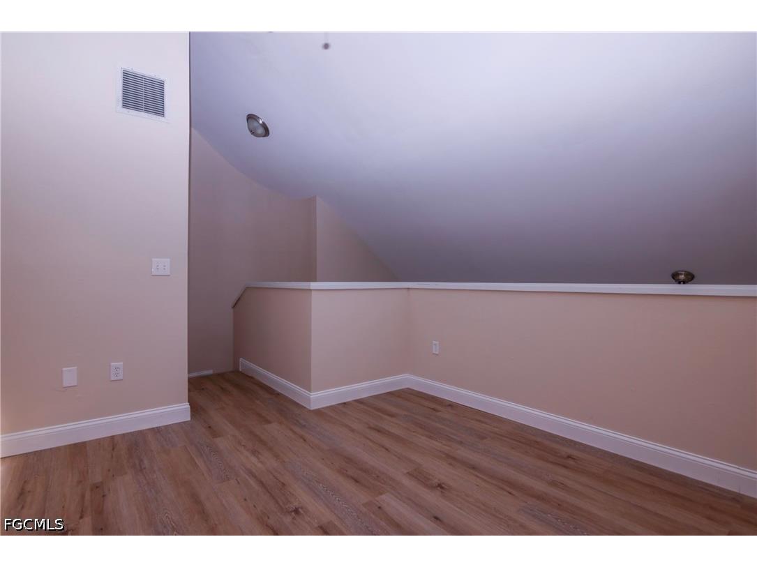 1168 Lake Mcgregor Drive #1D Fort Myers FL 33919 2026021212 image12