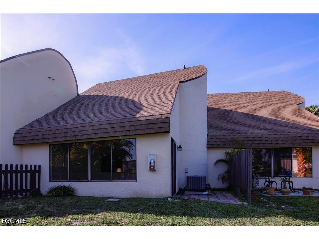 1168 Lake Mcgregor Drive #1D Fort Myers FL 33919 2026021212 image26