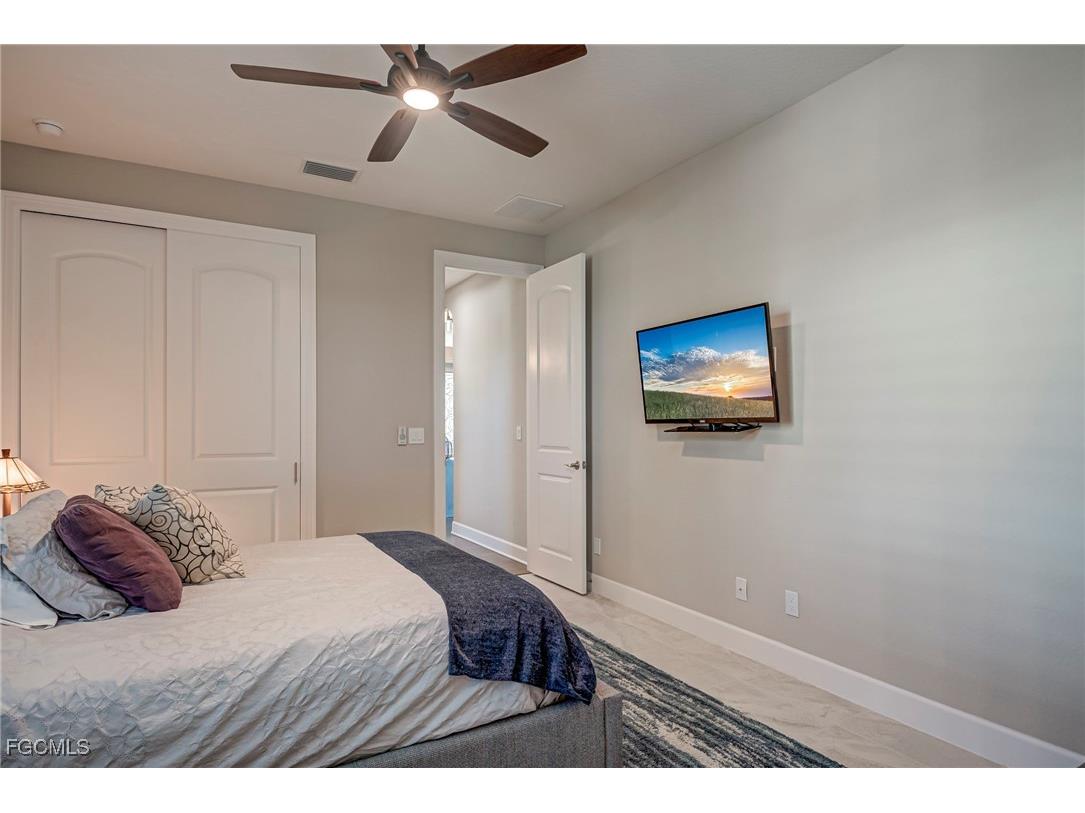 11687 Royal Tee Circle Cape Coral FL 33991 2025016473 image28