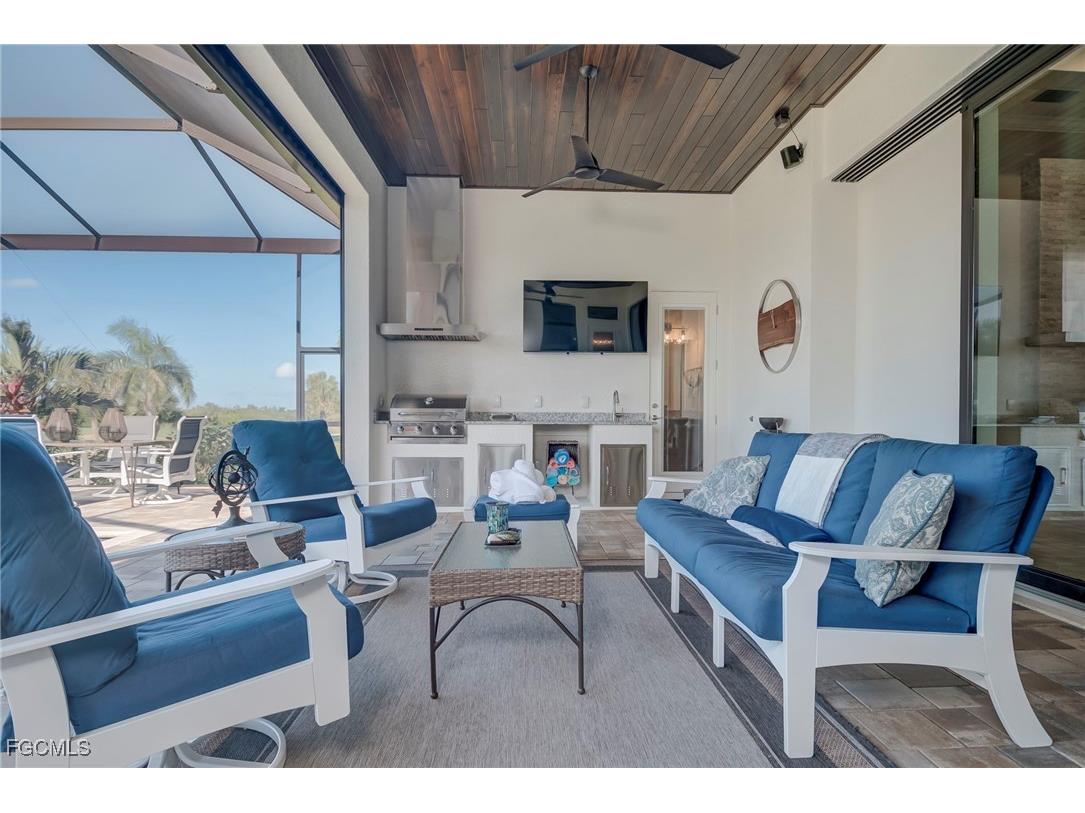 11687 Royal Tee Circle Cape Coral FL 33991 2025016473 image4