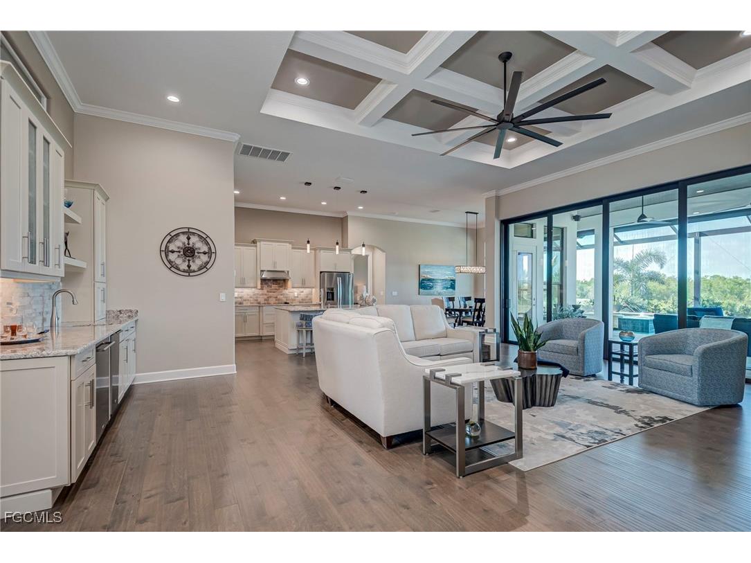 11687 Royal Tee Circle Cape Coral FL 33991 2025016473 image8