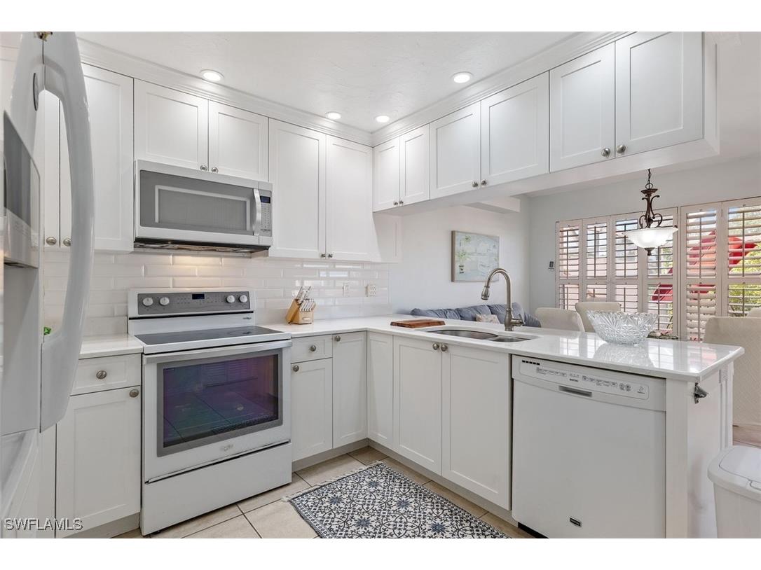 11688 Quail Village Way #127-4 Naples FL 34119 225066167 image8