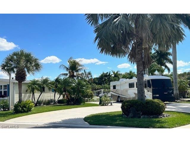 1169 Diamond Lake Circle Naples FL 34114 226012344 image2