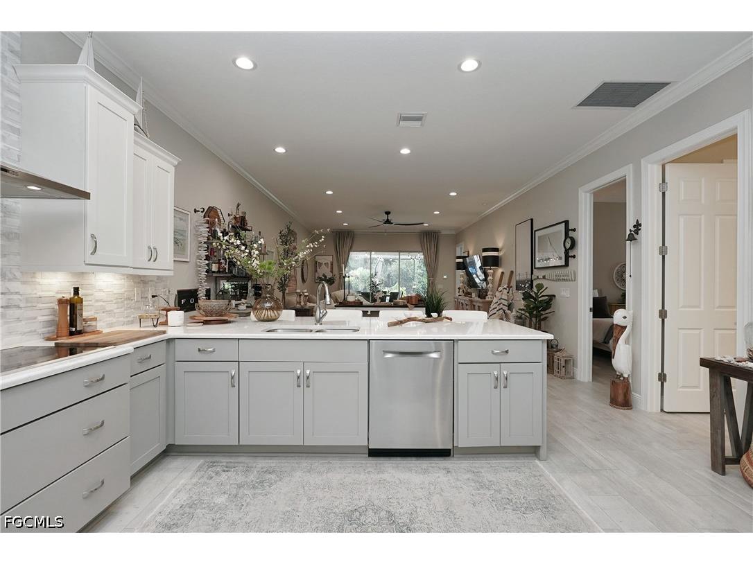 1169 S Town And River Drive Fort Myers FL 33919 2026030867 image9