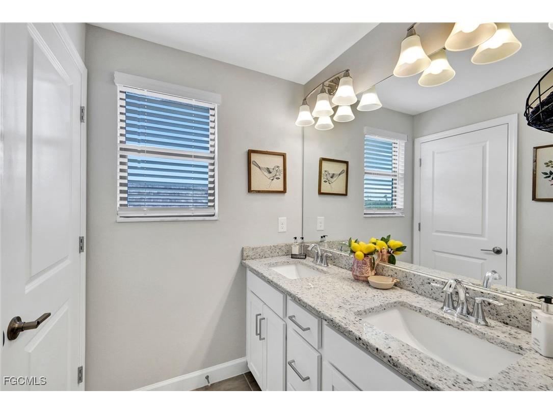 11691 Timber Creek Drive Fort Myers FL 33913 2025024197 image21