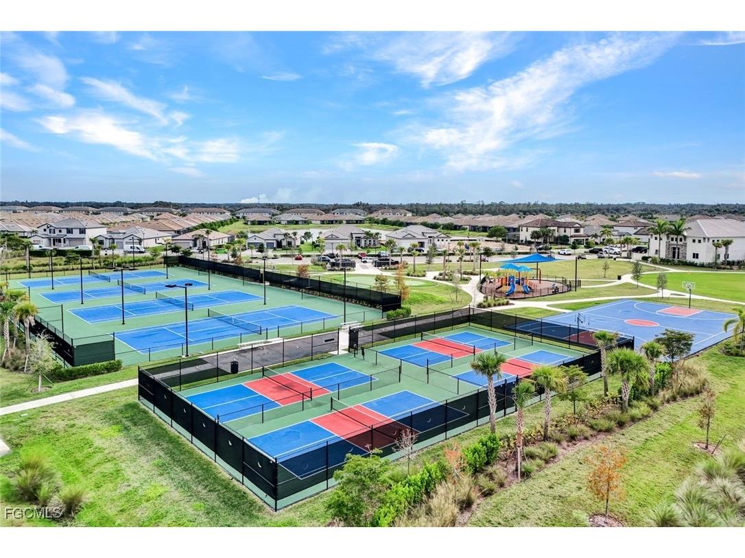 11691 Timber Creek Drive Fort Myers FL 33913 2025024197 image35