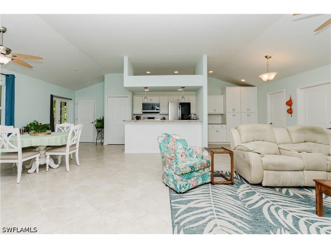 11693 Oakland Drive Bokeelia FL 33922 226013362 image12