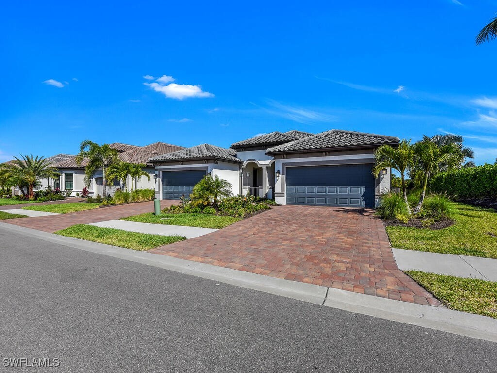 11694 Canal Grande Drive Fort Myers FL 33913 225076331 image2