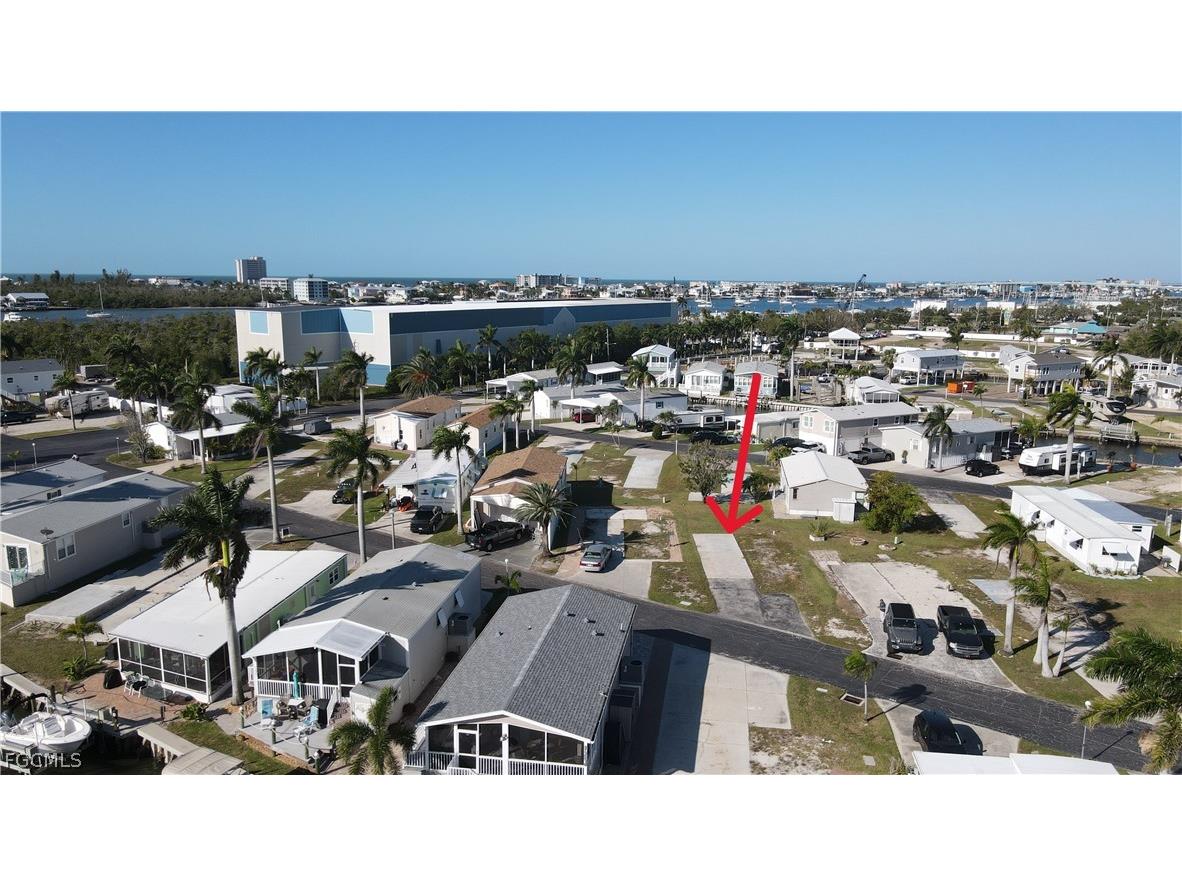 117 Blackbeard Way Fort Myers Beach FL 33931 2026013694 image3