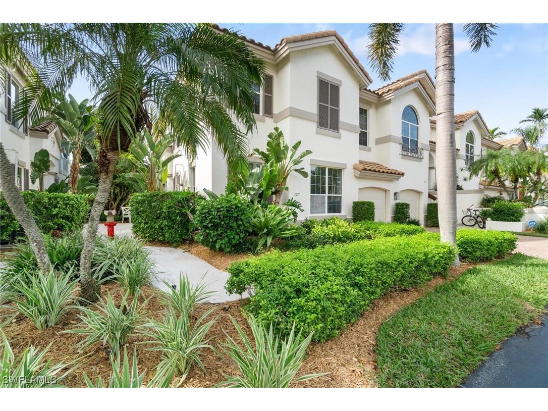 117 Colonade Circle #201 Naples FL 34103 223095480 image1