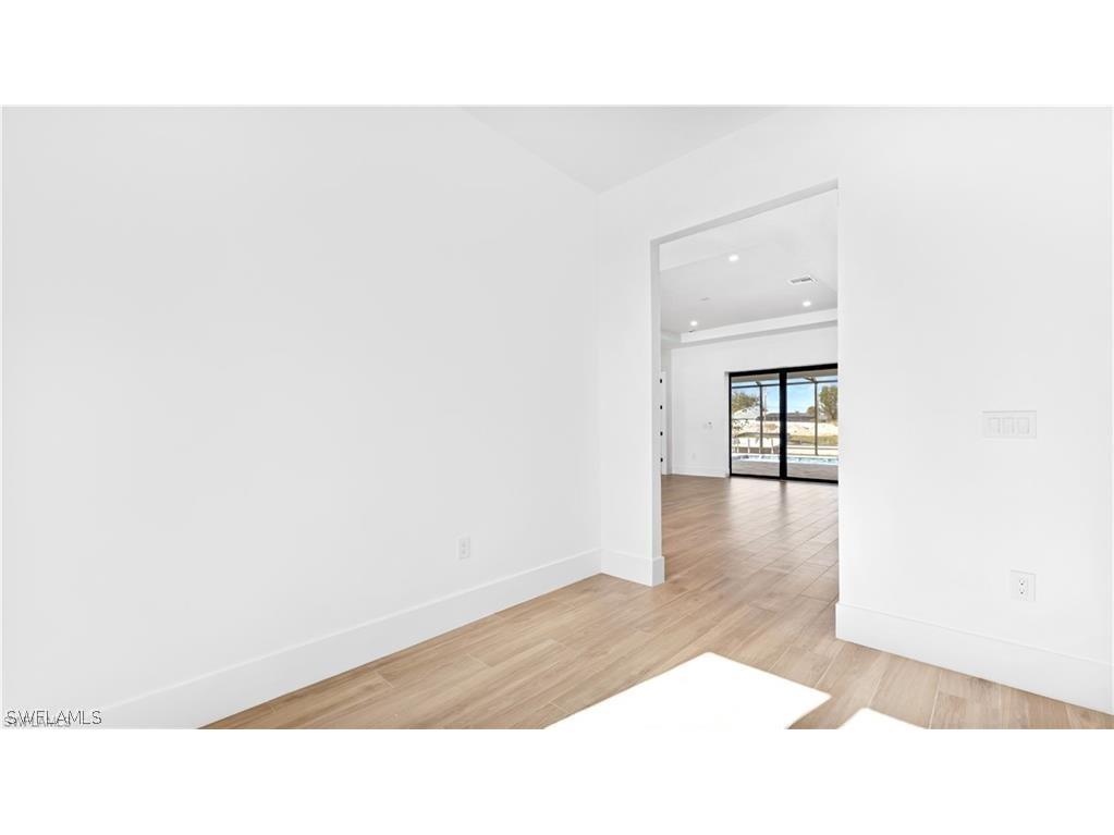 117 NE 5th Terrace Cape Coral FL 33909 226005991 image16