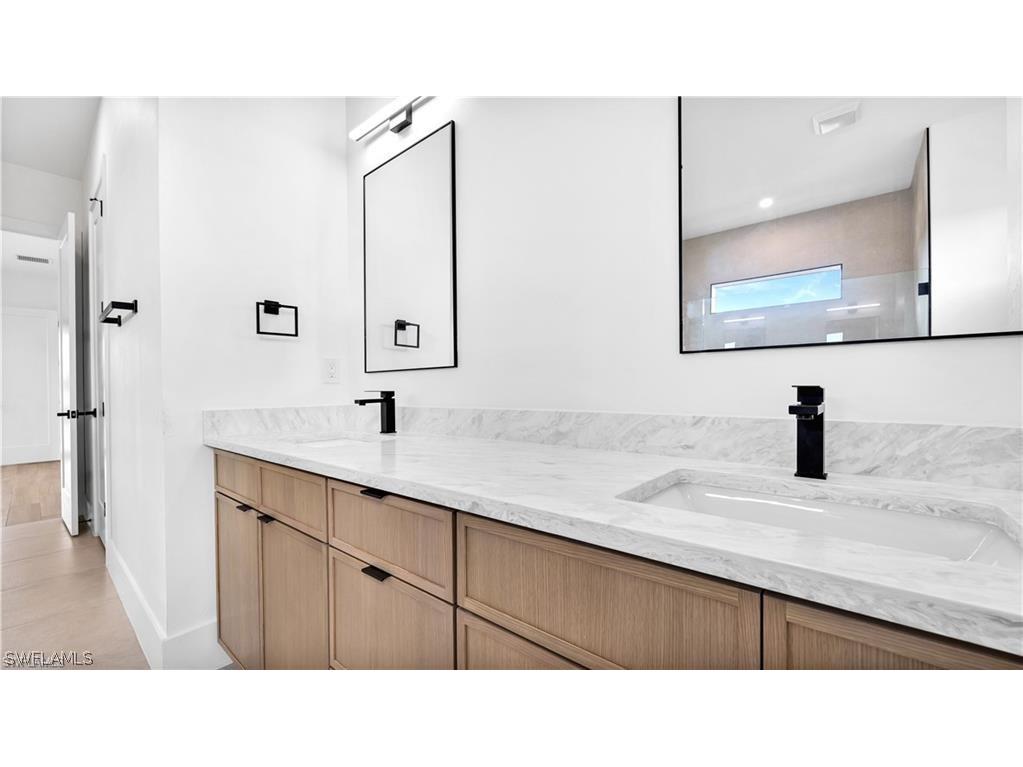 117 NE 5th Terrace Cape Coral FL 33909 226005991 image22