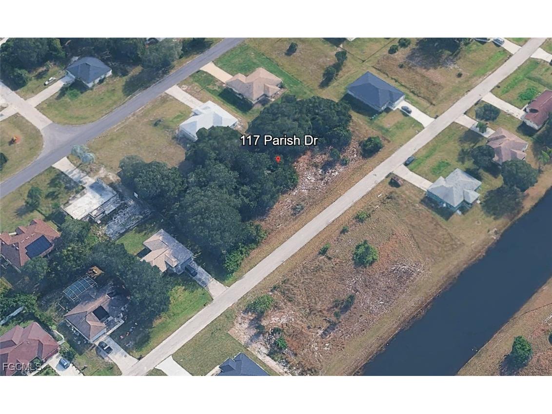 117 Parish Drive Lehigh Acres FL 33974 2025025574 image5