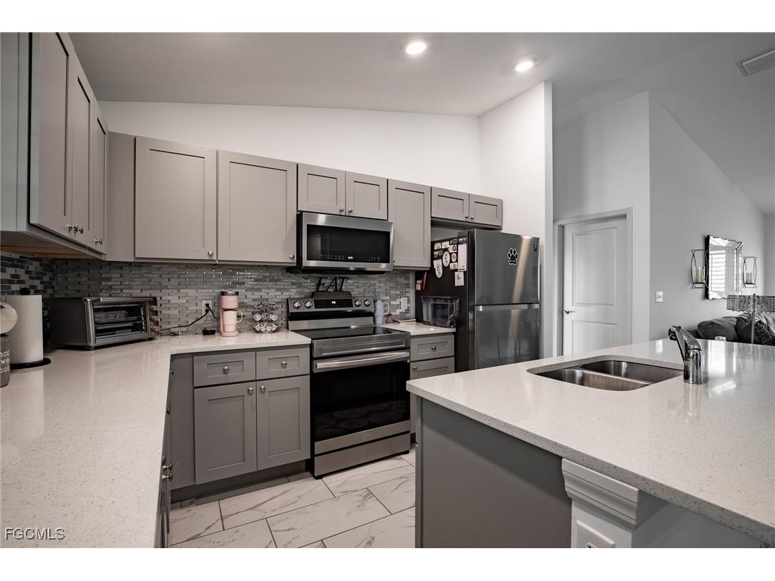 117 Paxton Street Lehigh Acres FL 33974 2025010795 image12