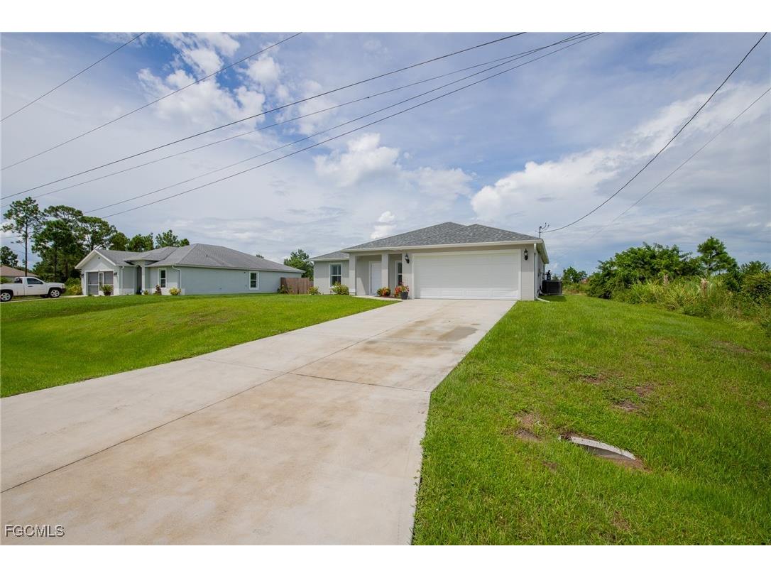 117 Paxton Street Lehigh Acres FL 33974 2025010795 image28