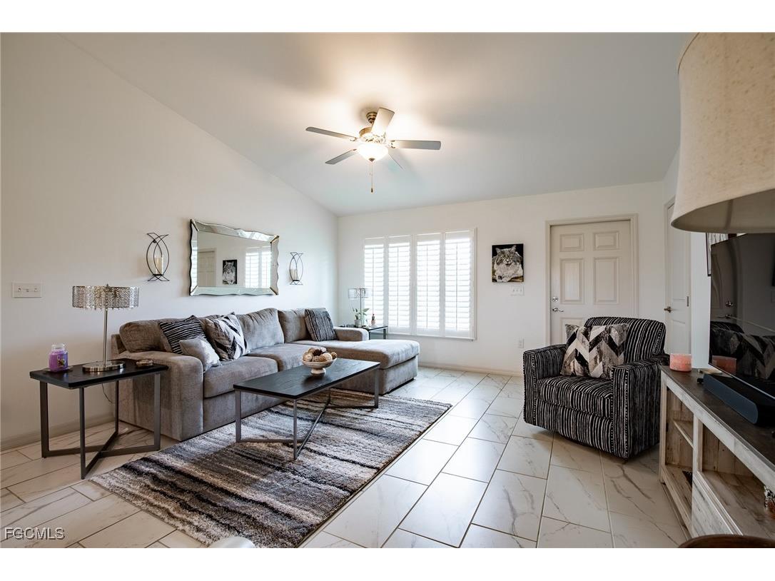 117 Paxton Street Lehigh Acres FL 33974 2025010795 image4