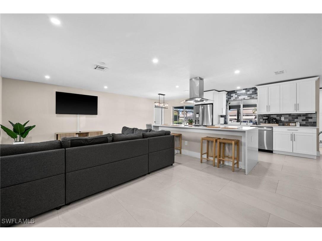 117 SE 40th Terrace Cape Coral FL 33904 225011261 image5