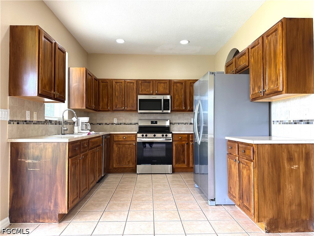 117 Shadow Lakes Drive Lehigh Acres FL 33974 2026023221 image19