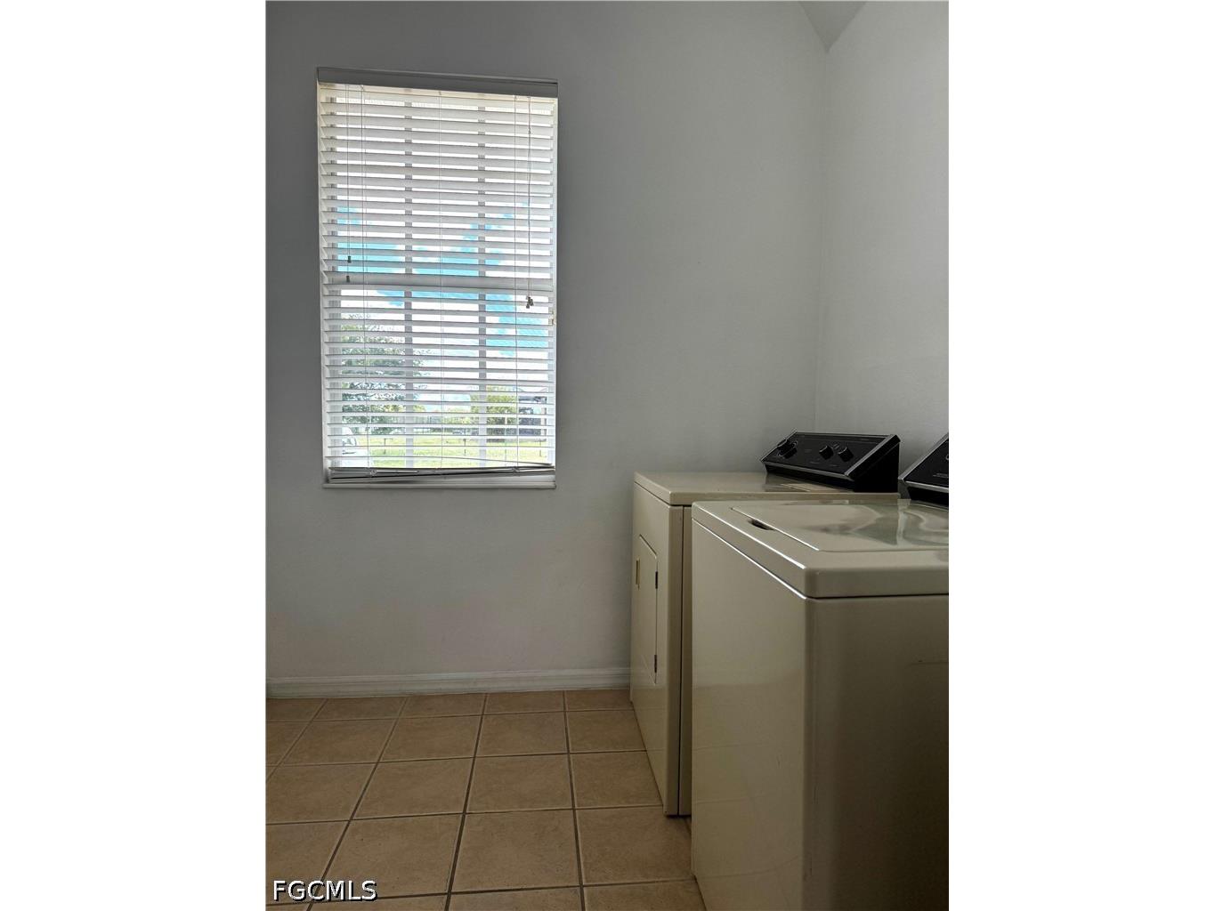 117 Shadow Lakes Drive Lehigh Acres FL 33974 2026023221 image22