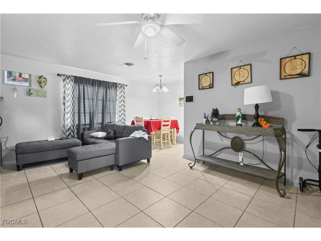 117 Texas Road Lehigh Acres FL 33936 2025008389 image3