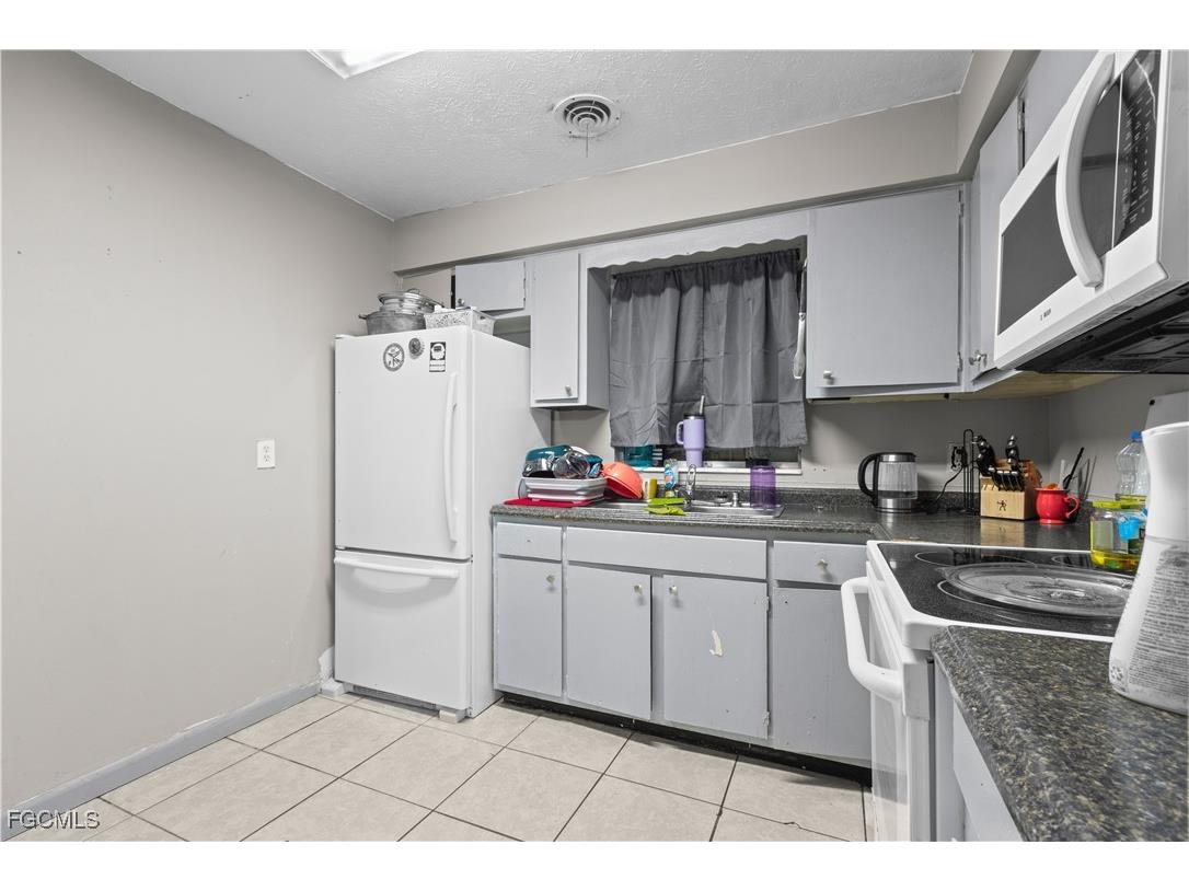 117 Texas Road Lehigh Acres FL 33936 2025008389 image5