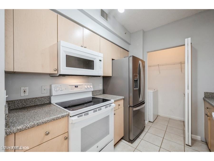 1170 Reserve Way #107 Naples FL 34105 224071791 image9