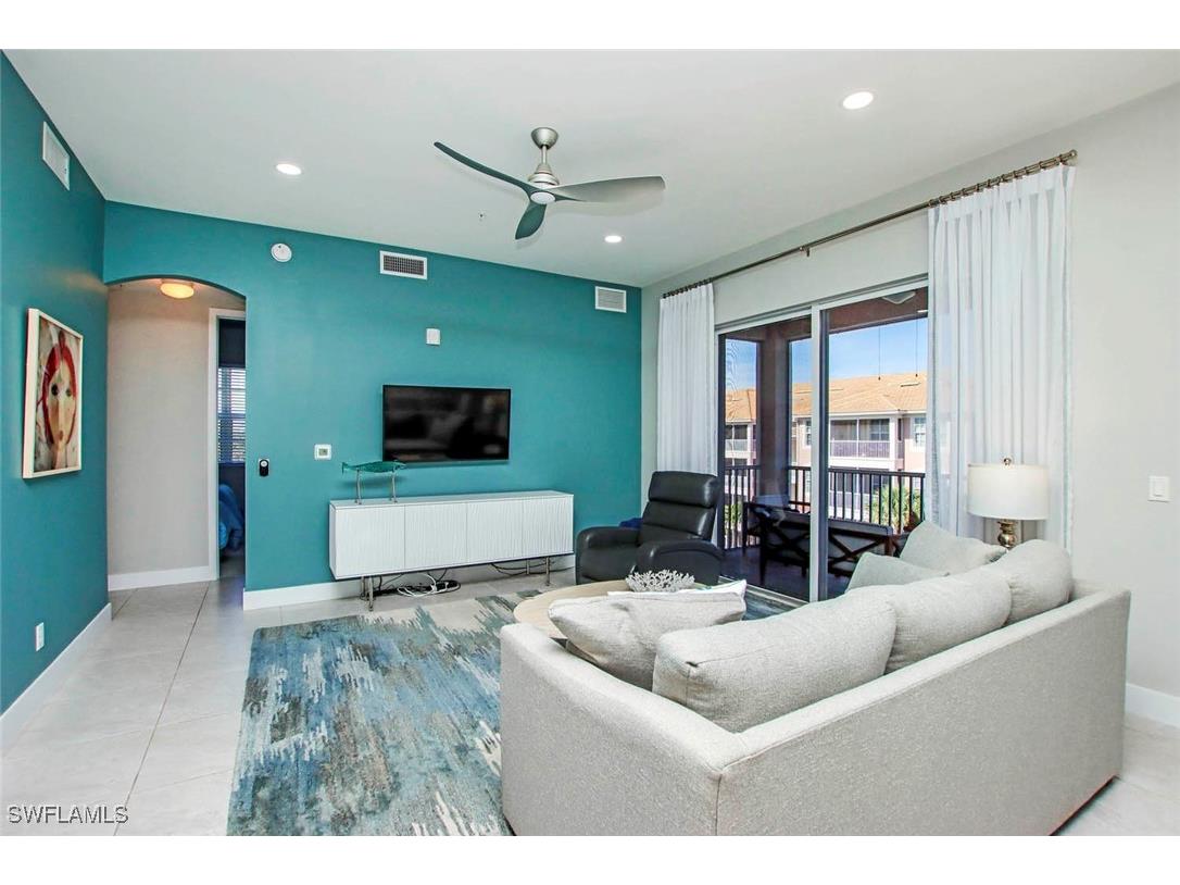 11701 Olivetti Lane #403 Fort Myers FL 33908 224086546 image1