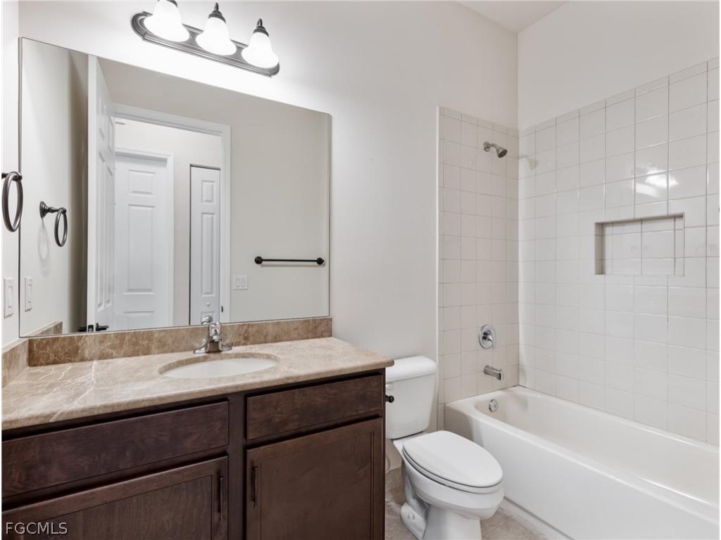 11702 Kati Falls Lane Fort Myers FL 33913 2026006173 image31